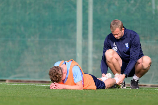 Malmö FFs Hugo Bolin och fysioterapeut Alexander Nilsson