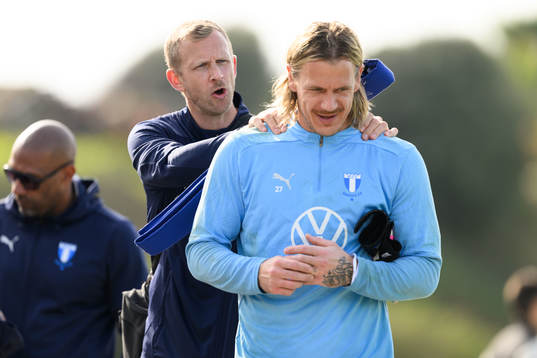 Malmö FFs fysioterapeut Alexander Nilsson och målvakt