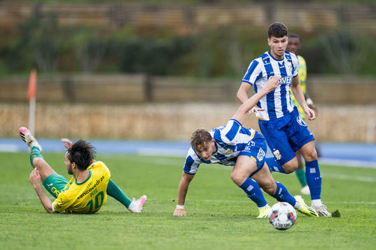 Linus Carlstrand and Lion Beqiri of IFK Göteborg