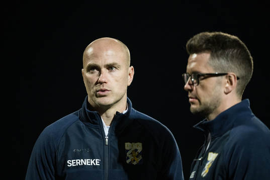 Head coach Jens Berthel Askou and Assistant coach Sindre