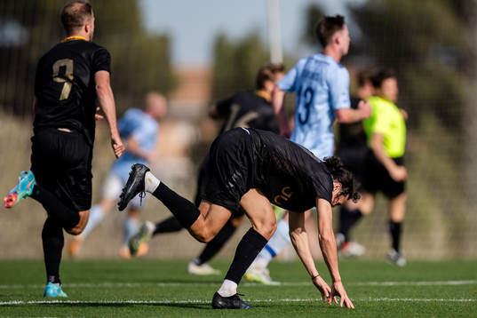Amin Boudri of GAIS in pain