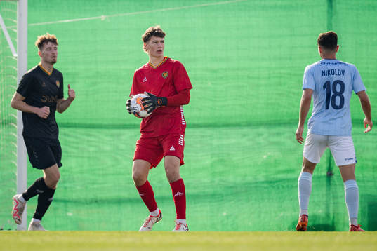 Goalkeeper Kees Sims of GAIS