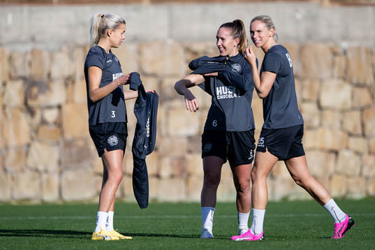 Hammarbys Lotta Ökvist, Julia Roddar och Jonna Andersson