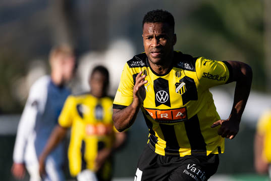 Ola Kamara of Häcken