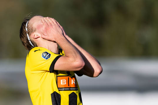 Sigge Jansson of Häcken looks dejected