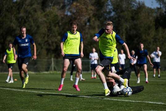 IFK Göteborgs Benjamin Brantlind och målvakt Pontus