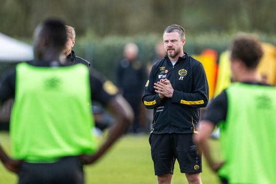 Manager Jimmy Thelin