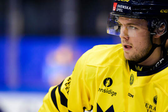 Filip Hållander of Sweden