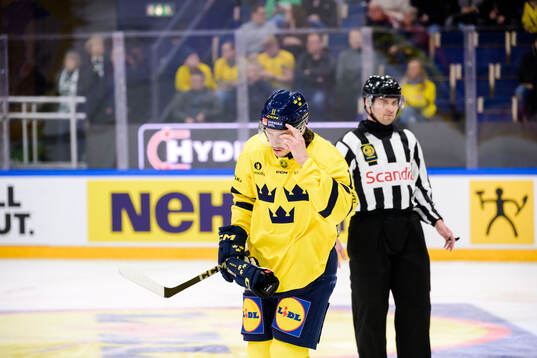 Joakim Nygård of Sweden looks dejected