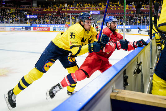 Jacob de la Rose of Sweden and Filip Pyrochta of Czech