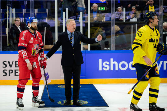 Martin Ruzicka of Czech Republic and Jacob de la Rose of