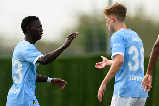 Mamadou Diagne of Malmö FF celebrates