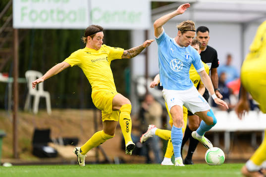 Patrick Berg of Bodø/Glimt and Jens Stryger Larsen of