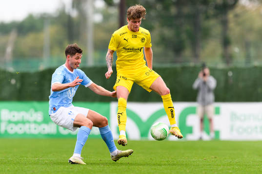 Lasse Berg Johnsen of Malmö FF and Sondre Sørli of