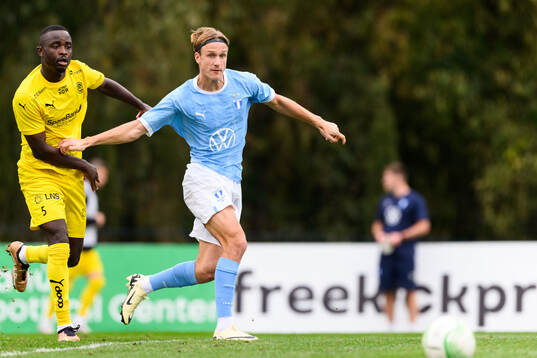Brice Wembangomo of Bodø/Glimt and Taha Ali of Malmö FF