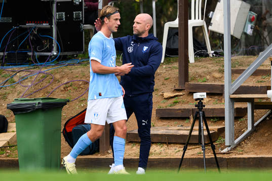 Erik Botheim and Head coach Henrik Rydström of Malmö FF