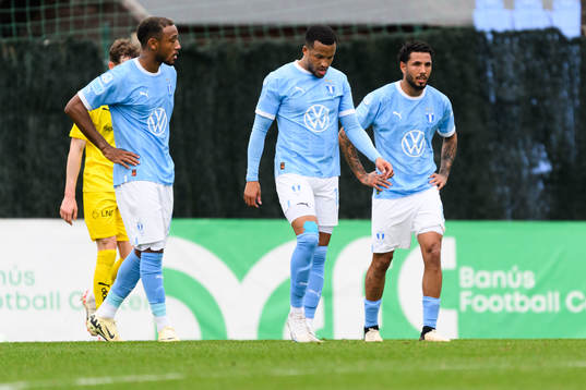 Sergio Pena, Martin Olsson and Sergio Pena of Malmö FF