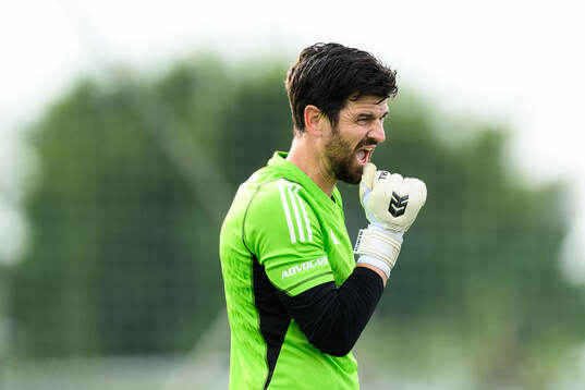 Goalkeeper Jimmy Maurer of Dallas