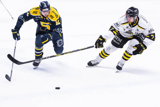 Bläddra bland fler bilder av Ishockey, Hockeyallsvenskan, Södertälje - AIK