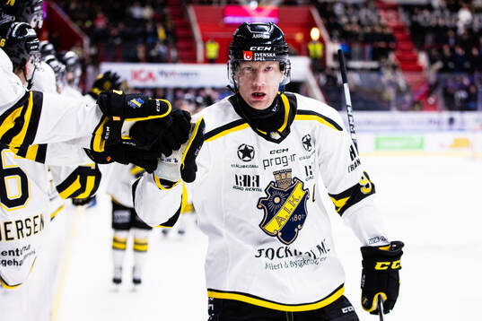 AIKs Richard Gynge jublar