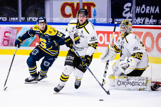 AIKs Alfred Barklund och Södertäljes Viktor Liljegren