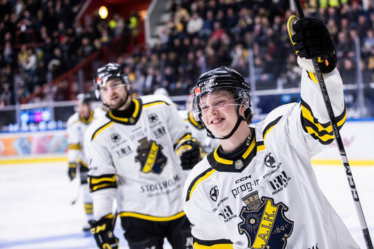 AIKs Rasmus Rudslätt jublar