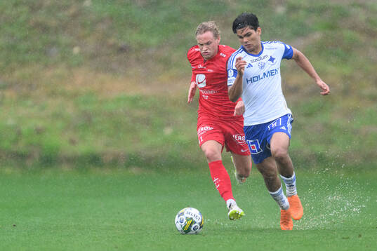 Elias Myrlid of Brann and Noel Sernelius of IFK Norrköping
