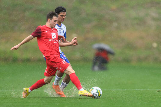 Vegard Hagen of Brann and Noel Sernelius of IFK Norrköping