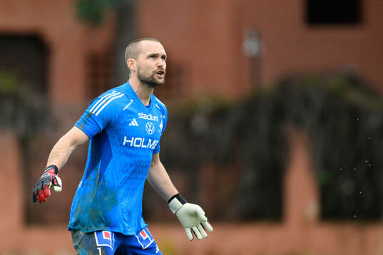 Goalkeeper Oscar Jansson of IFK Norrköping