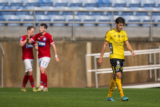 Besfort Zeneli of Elfsborg looks dejected