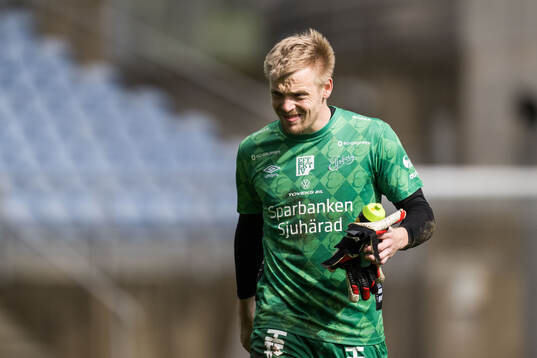 Goalkeeper Isak Pettersson of Elfsborg afterthe Atlantic