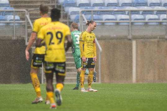 Niklas Hult of Elfsborg looks dejected