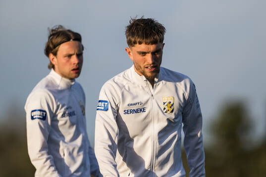 Oscar Pettersson and Andreas Pyndt of IFK Göteborg