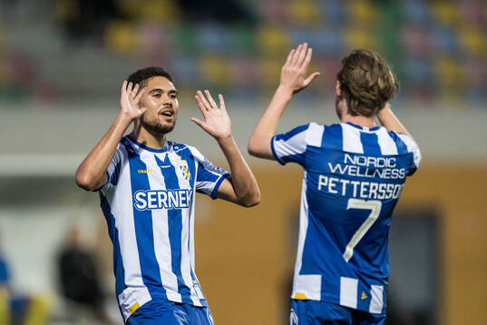 Thomas Santos and Oscar Pettersson of IFK Göteborg