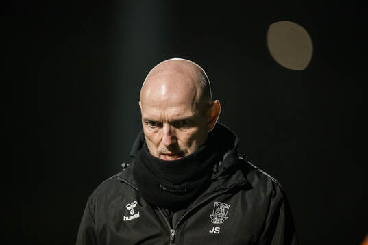 Head coach Head coach Jesper Sørensen of Brøndby