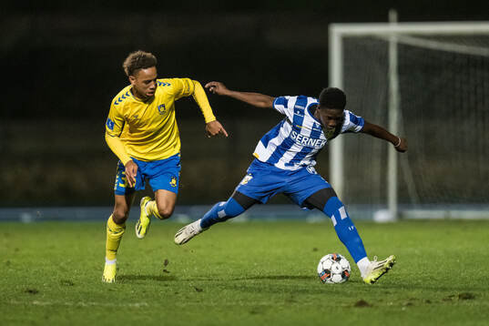 Noah Nartey of Brøndby and Abundance Salaou of IFK
