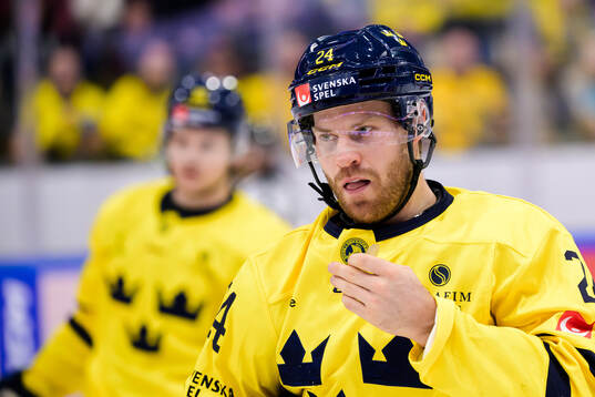 Oscar Lindberg of Sweden