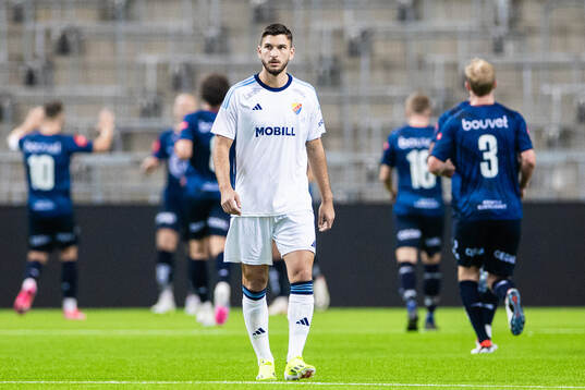 Djurgårdens Besard Sabovic deppar