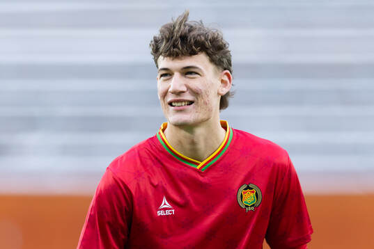 GAIS målvakt Kees Sims innan träningsmatchen i fotboll