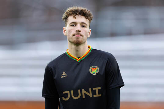 GAIS Anes Cardaklija innan träningsmatchen i fotboll