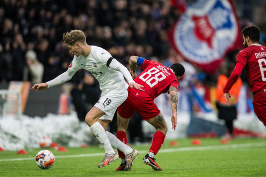Helsingborgs Benjamin Örn och FC Helsingörs Daniel Norouzi