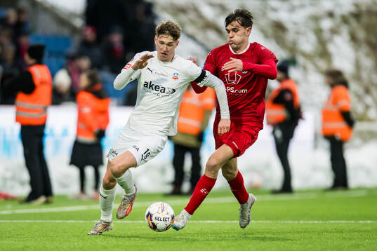 Helsingborgs Benjamin Örn och FC Helsingörs Mathias