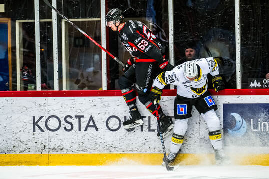 Bläddra bland fler bilder av Ishockey, Hockeyallsvenskan, Nybro - Västerås