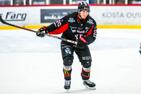 Nybros Juho Liuksiala har ont