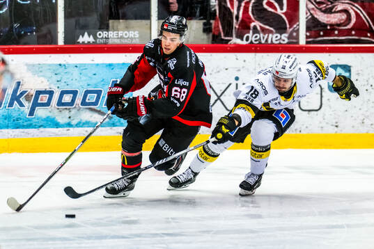 Nybros Theo Nordlund och Västerås Shane Gersich