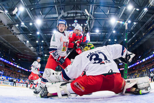 Filip Kral of Czech Republic and Sven Senteler of