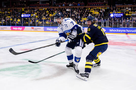 Oliwer Kaski of Finland  and Marcus Sörensen of Sweden