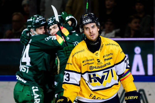 HV71s Nicholas Shore deppar