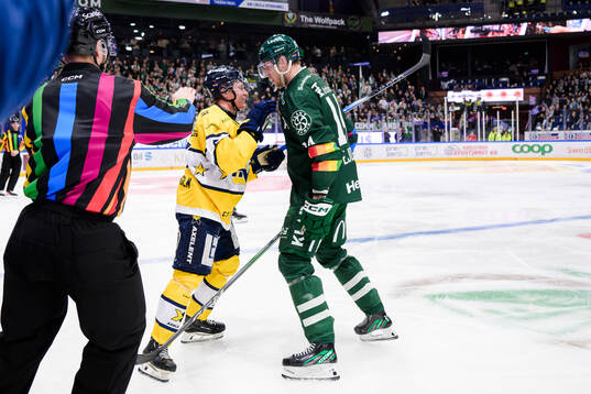 Färjestads Victor Ejdsell