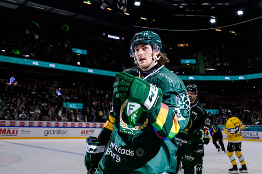 Färjestads Jeremy Salvas Groleau jublar